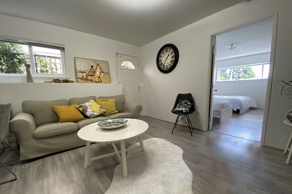 Photo of Bedroom in Hollyburn