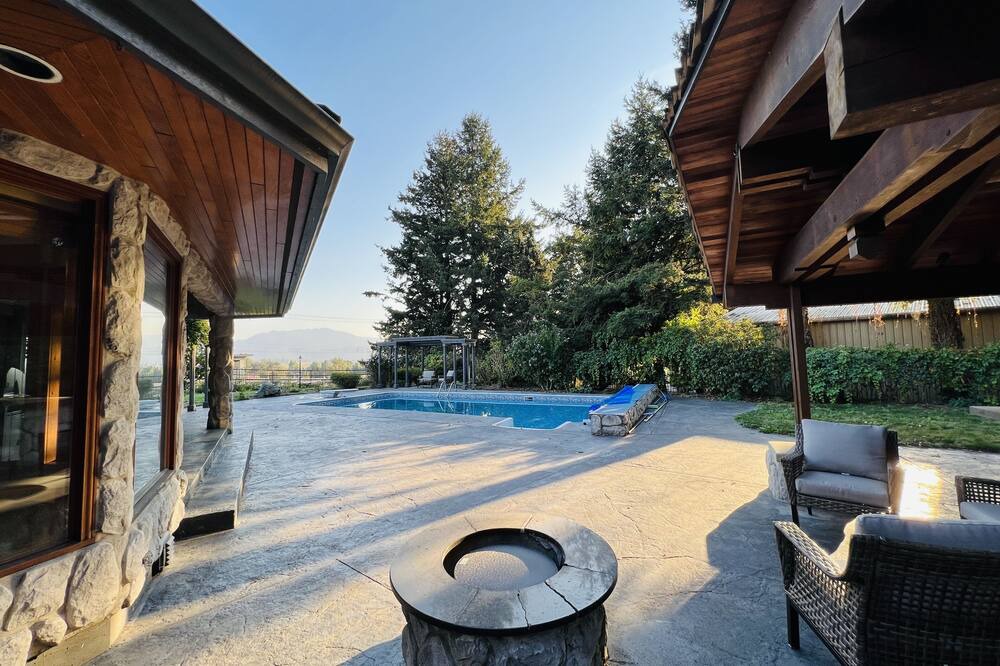 Photo of Outdoor in Lower Sumas Mountain