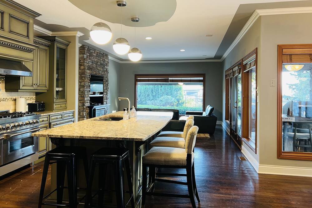 Photo of Kitchen in Lower Sumas Mountain