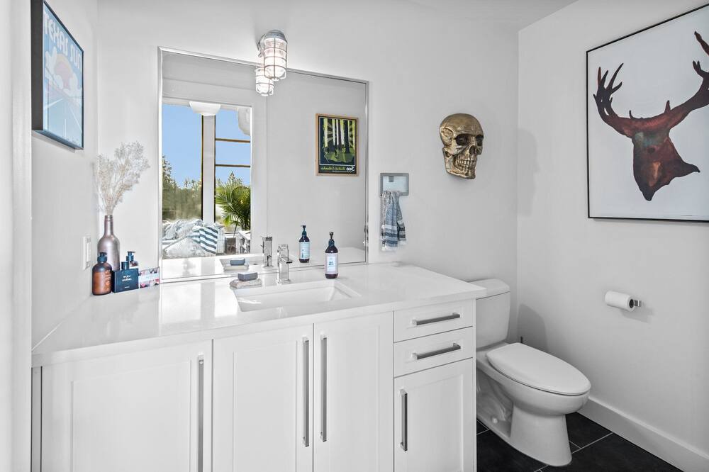 Photo of Bathroom in Bear Mountain Resort
