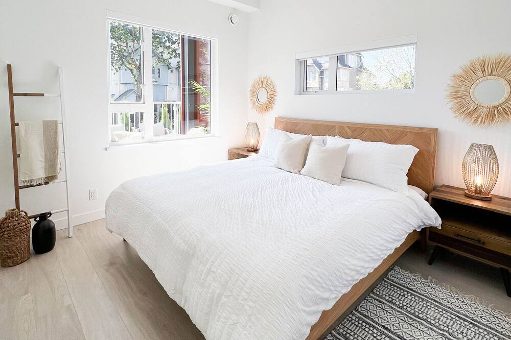 Photo of Bedroom in Port Coquitlam