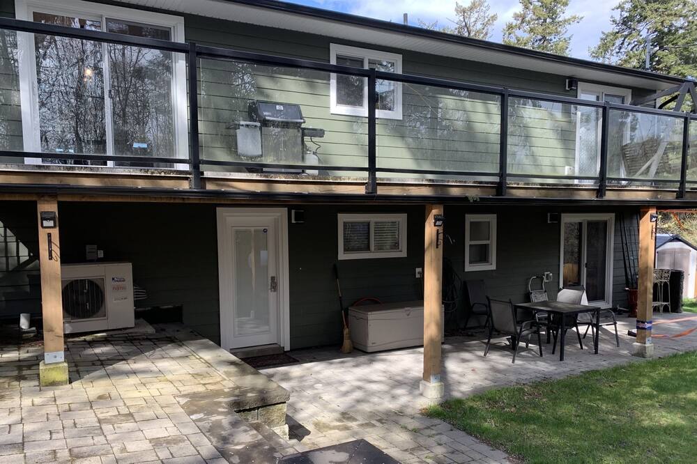 Photo of Others in Saanich West