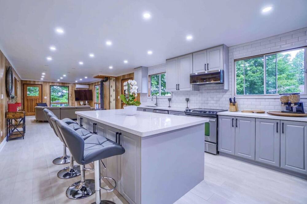 Photo of Kitchen in Coboconk