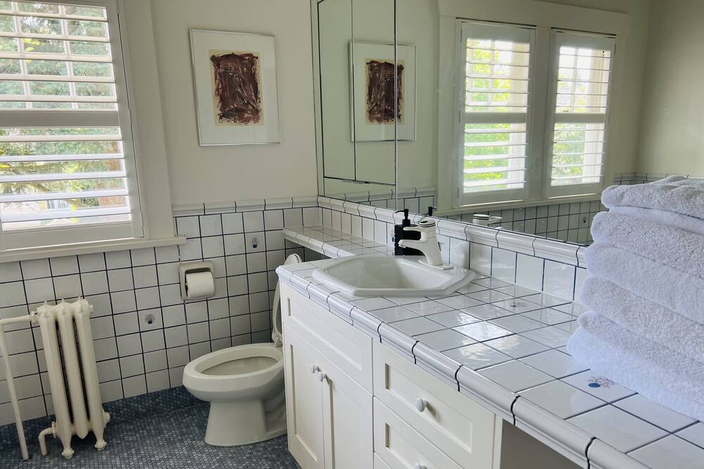 Photo of Bathroom in Shaughnessy