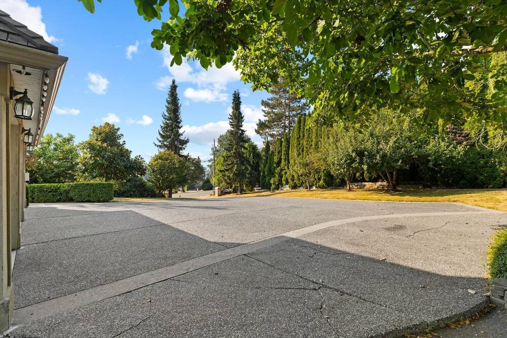 Photo of Outdoor in McMillan
