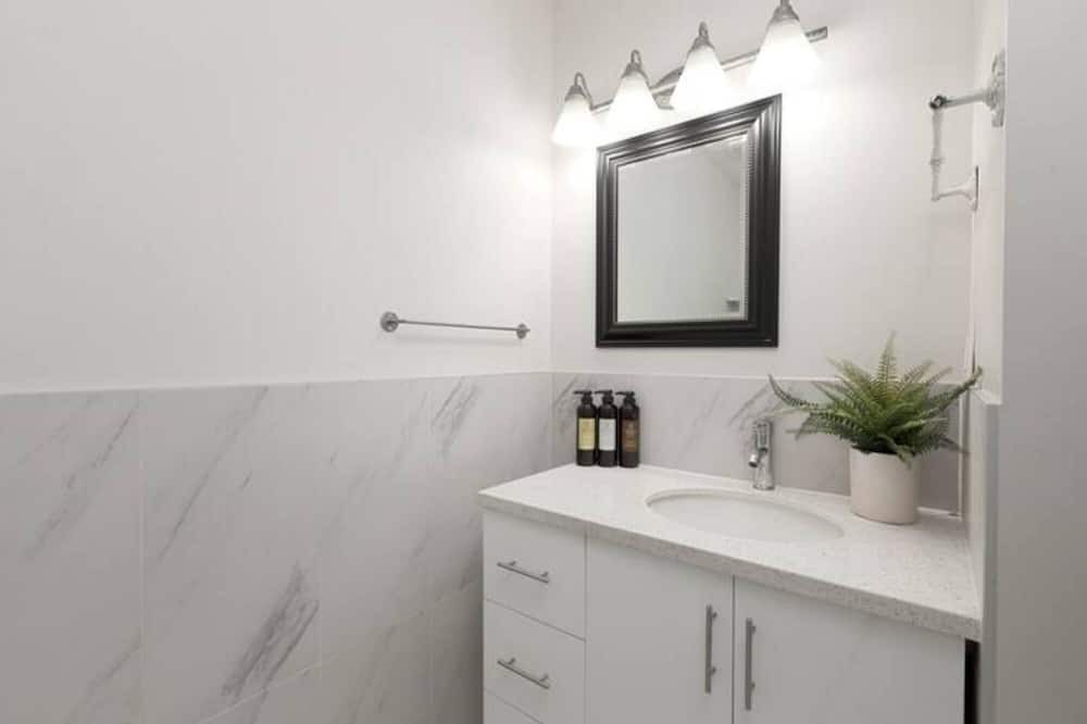 Photo of Bedroom in Riley Park