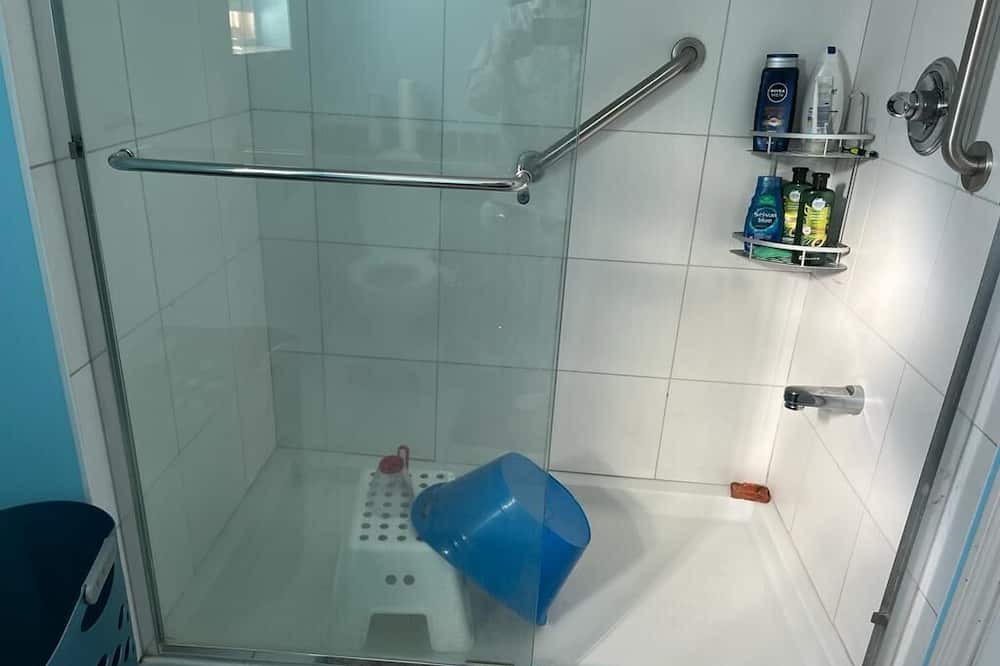 Photo of Bathroom in Hatzic