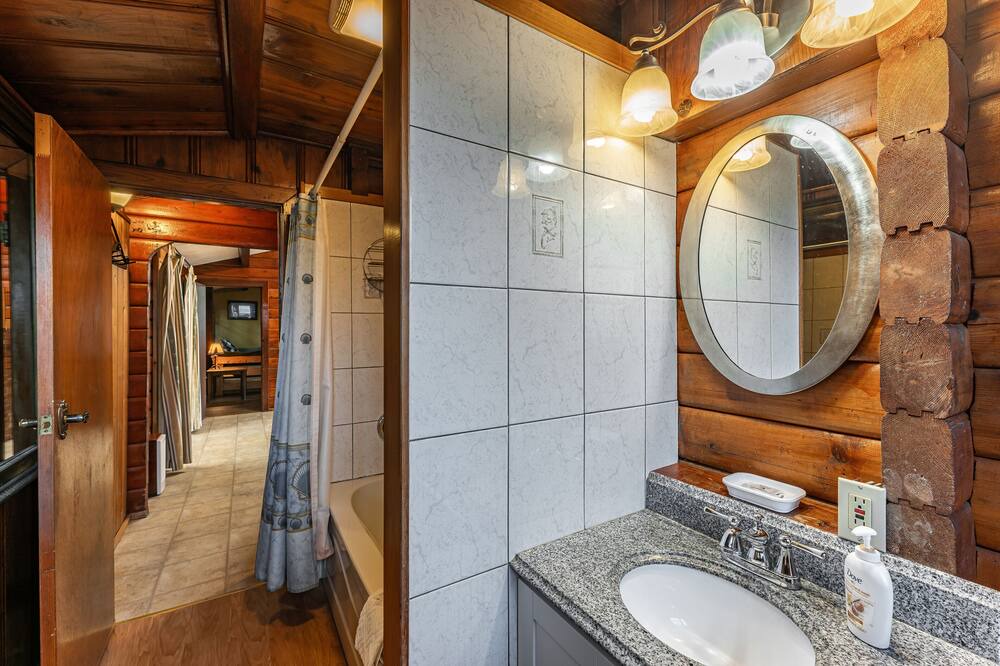 Photo of Bathroom in Regional District of Nanaimo