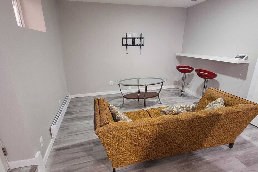 Photo of Livingroom in Cranston