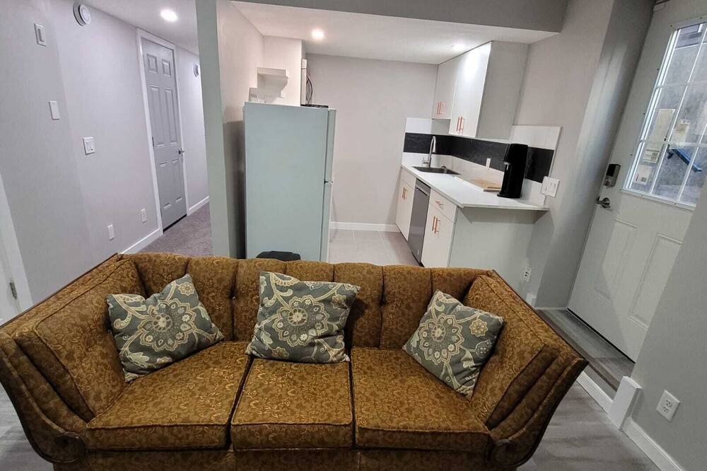 Photo of Livingroom in Cranston