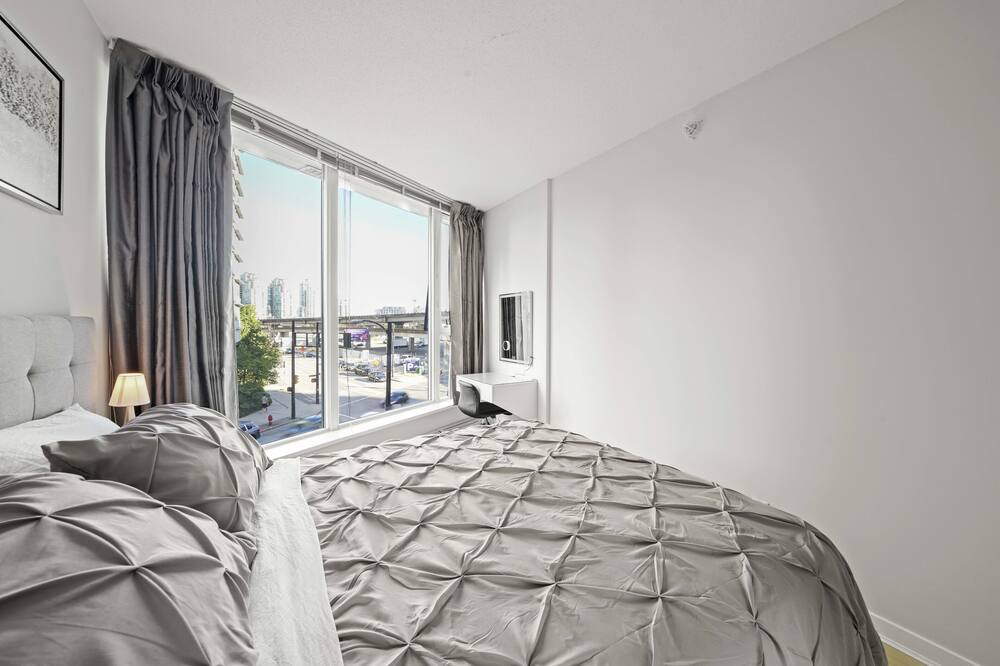 Photo of Bedroom in Gastown