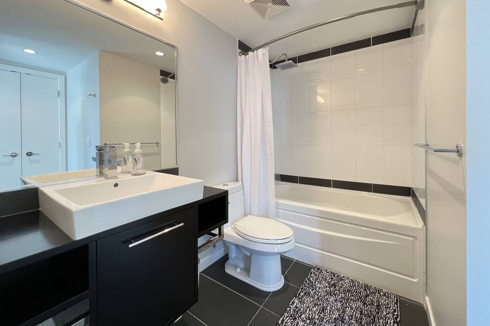 Photo of Bathroom in Crosstown
