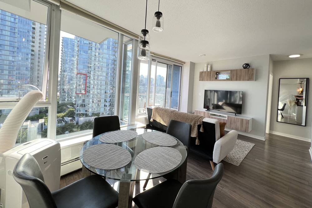 Photo of Kitchen in Crosstown