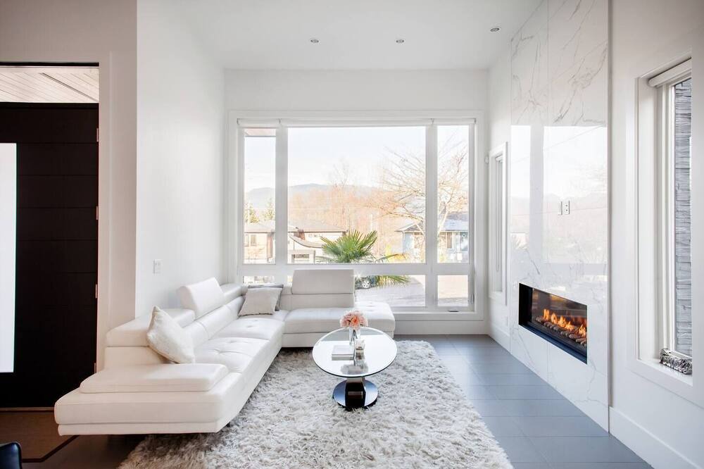 Photo of Livingroom in Burnaby