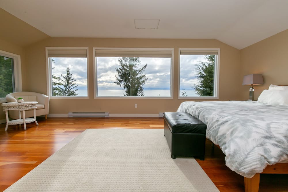 Photo of Bedroom in Juan de Fuca Electoral Area