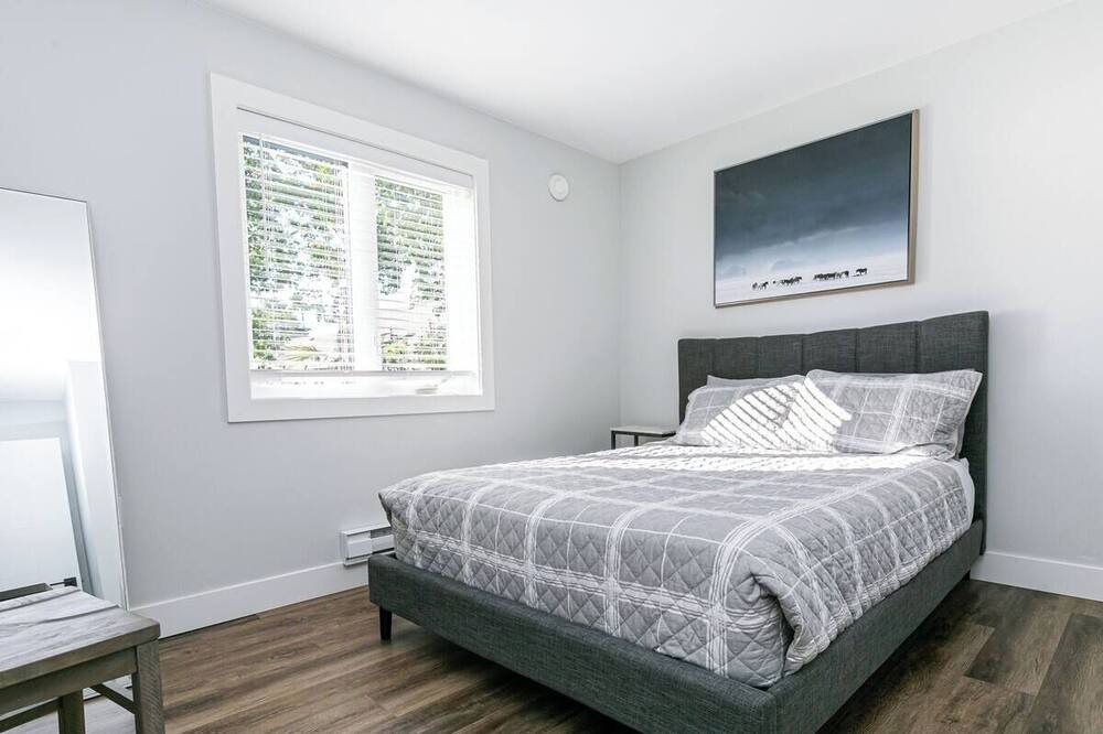 Photo of Bedroom in Saanich West
