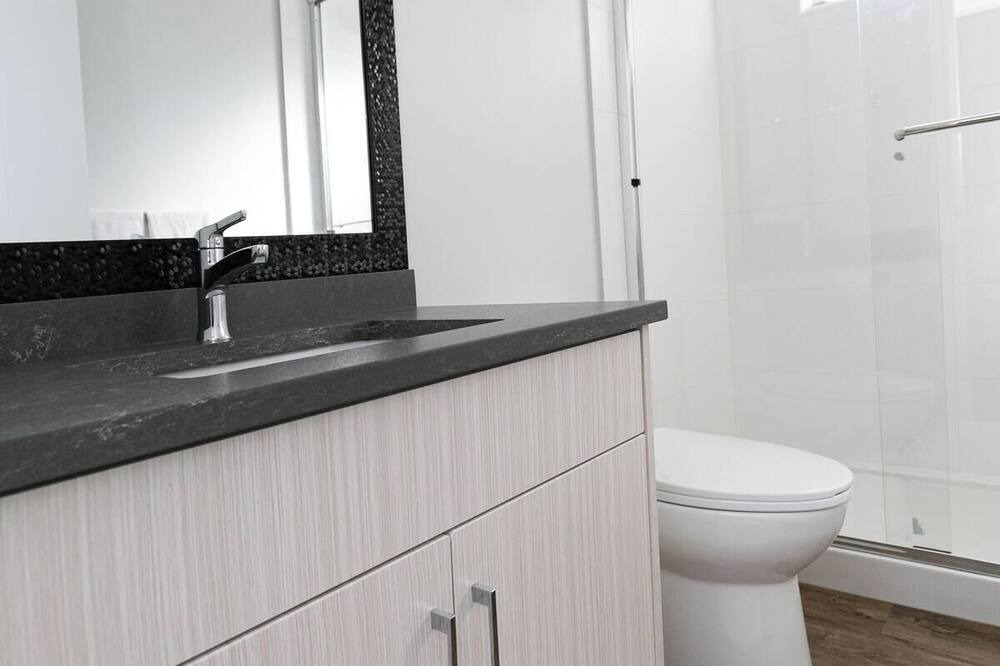 Photo of Bathroom in Saanich West