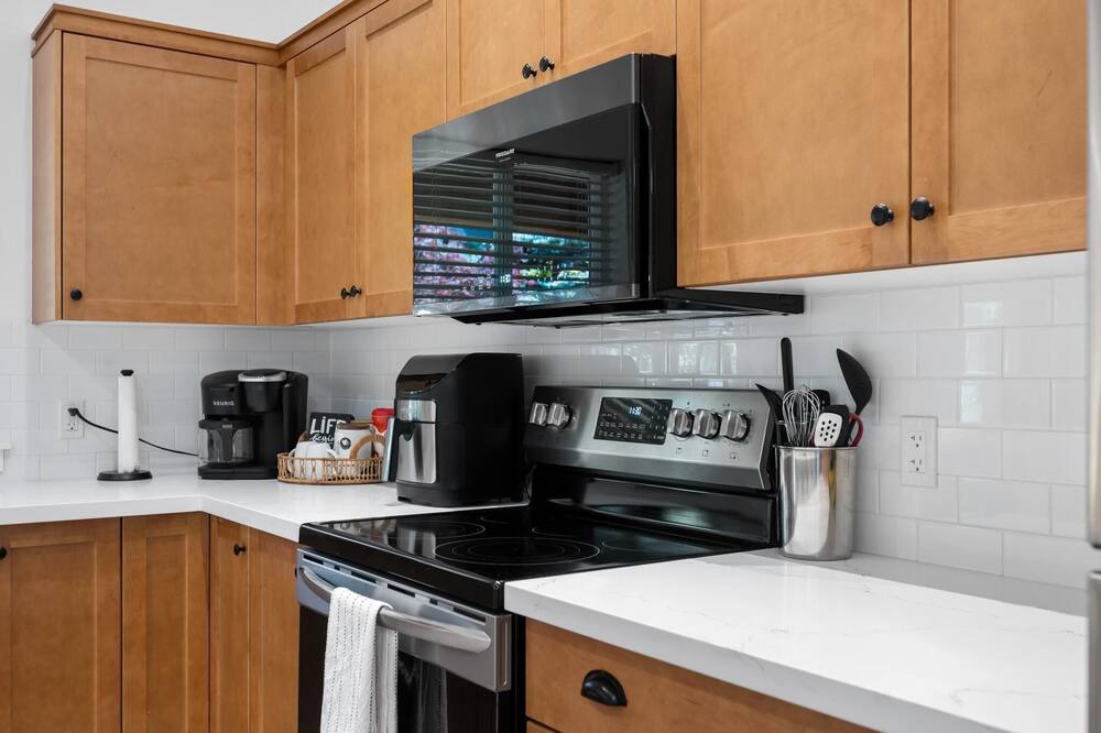 Photo of Kitchen in Lindell Beach