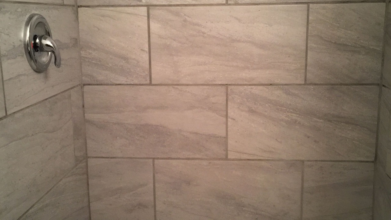 Photo of Bathroom in Radium Hot Springs