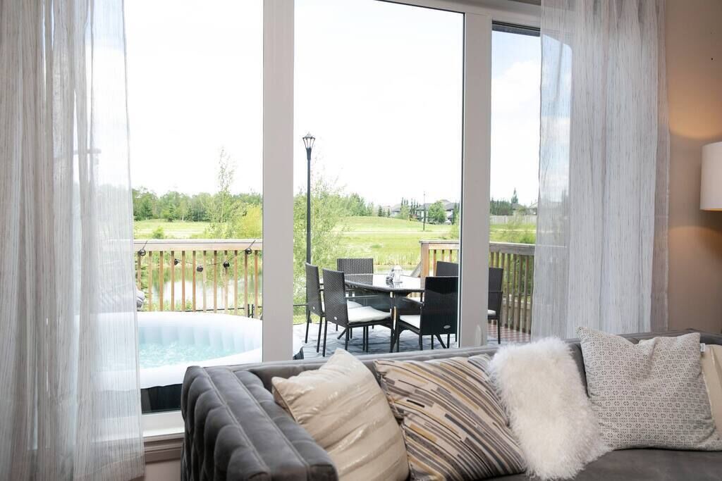 Photo of Livingroom in Southwest Edmonton