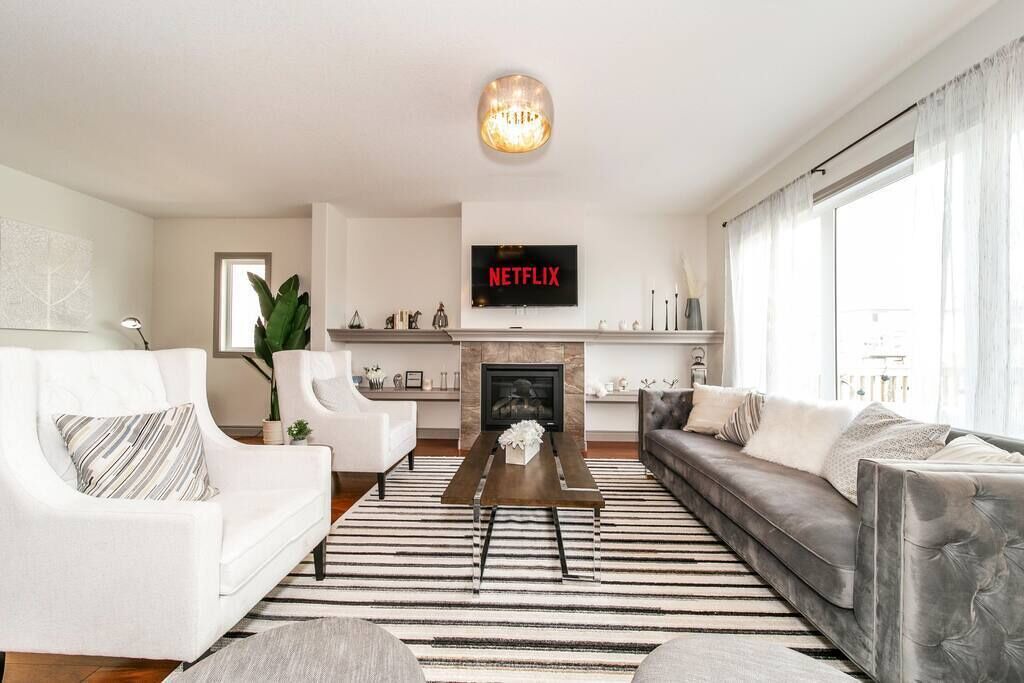 Photo of Livingroom in Southwest Edmonton