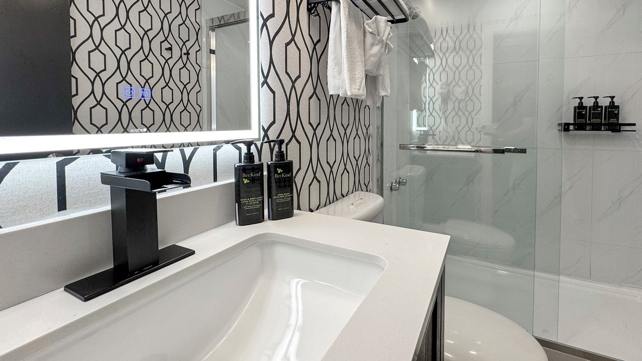 Photo of Bathroom in Sechelt