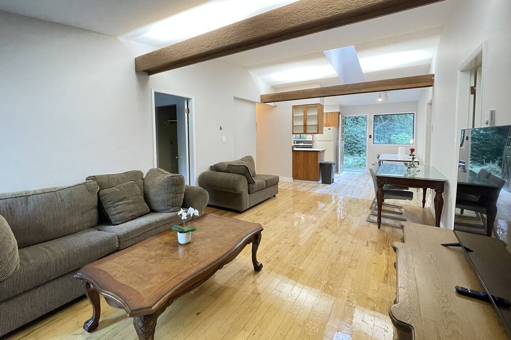 Photo of Bedroom in Langley