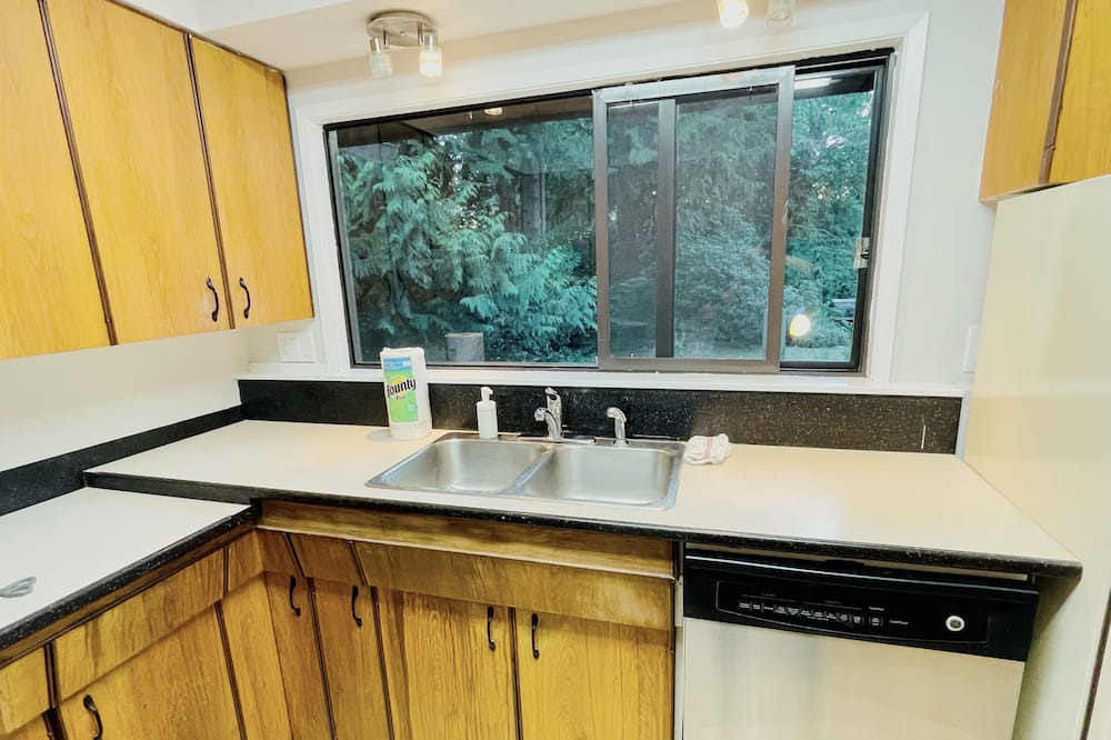 Photo of Kitchen in Langley