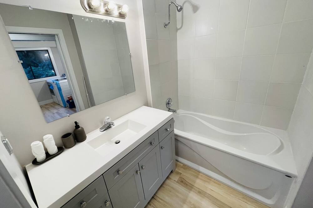 Photo of Bathroom in Langley