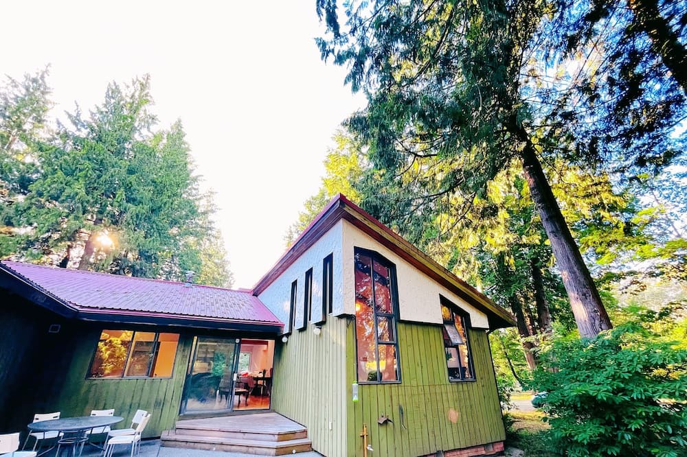 Photo of Outdoor in Langley