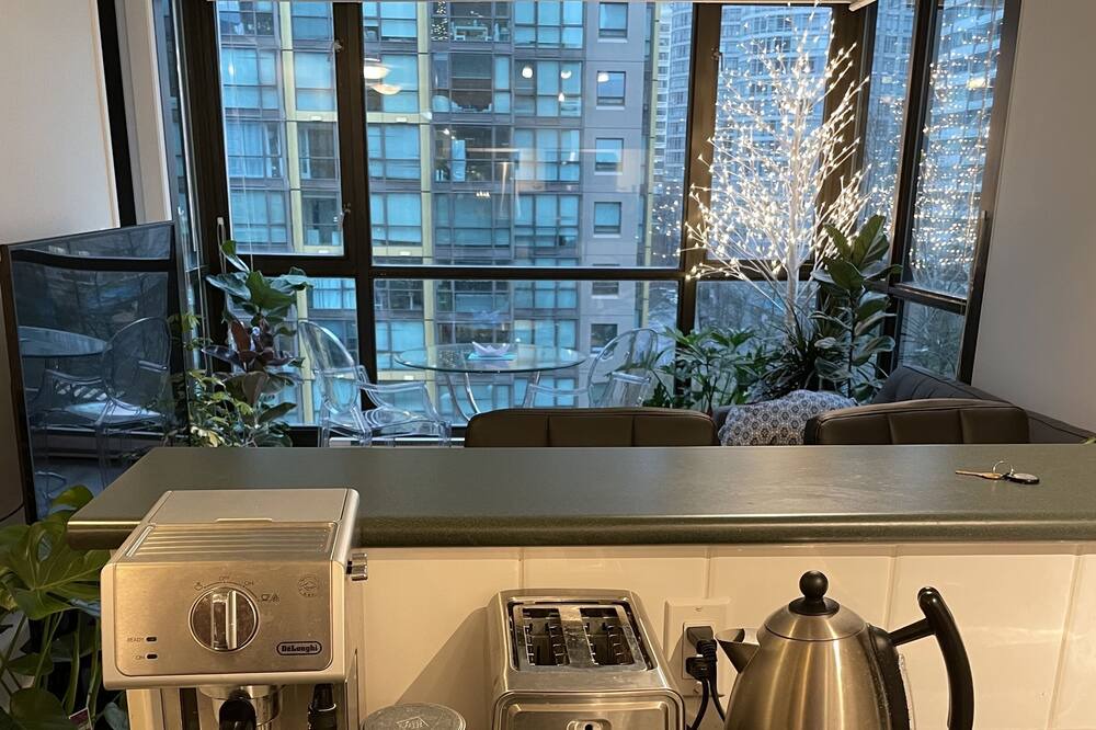 Photo of Kitchen in Coal Harbour