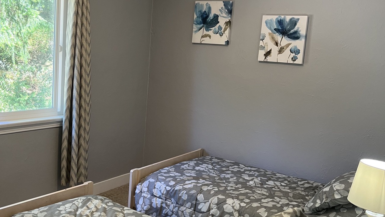 Photo of Bedroom in Saanich West