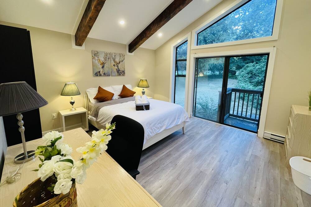 Photo of Bedroom in Langley