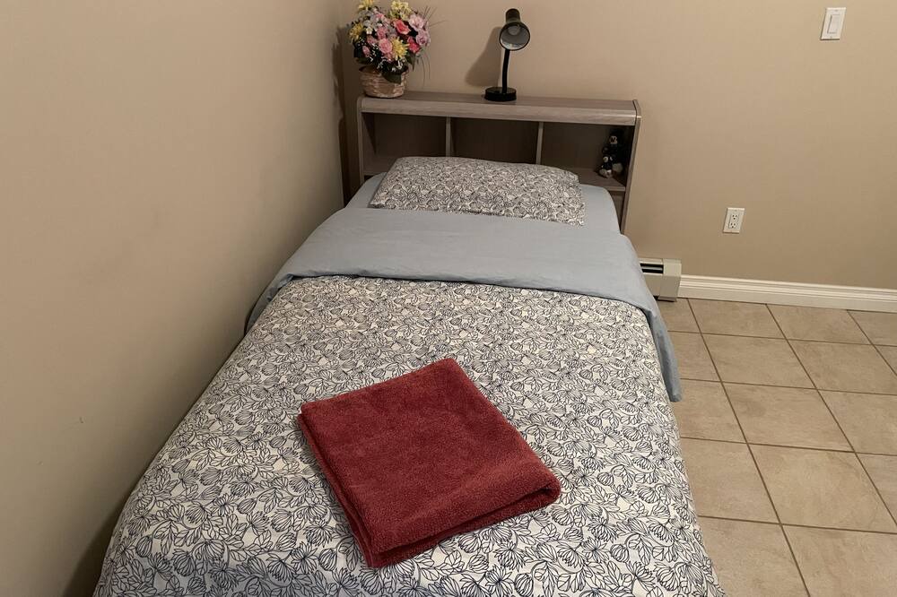 Photo of Bedroom in Delta