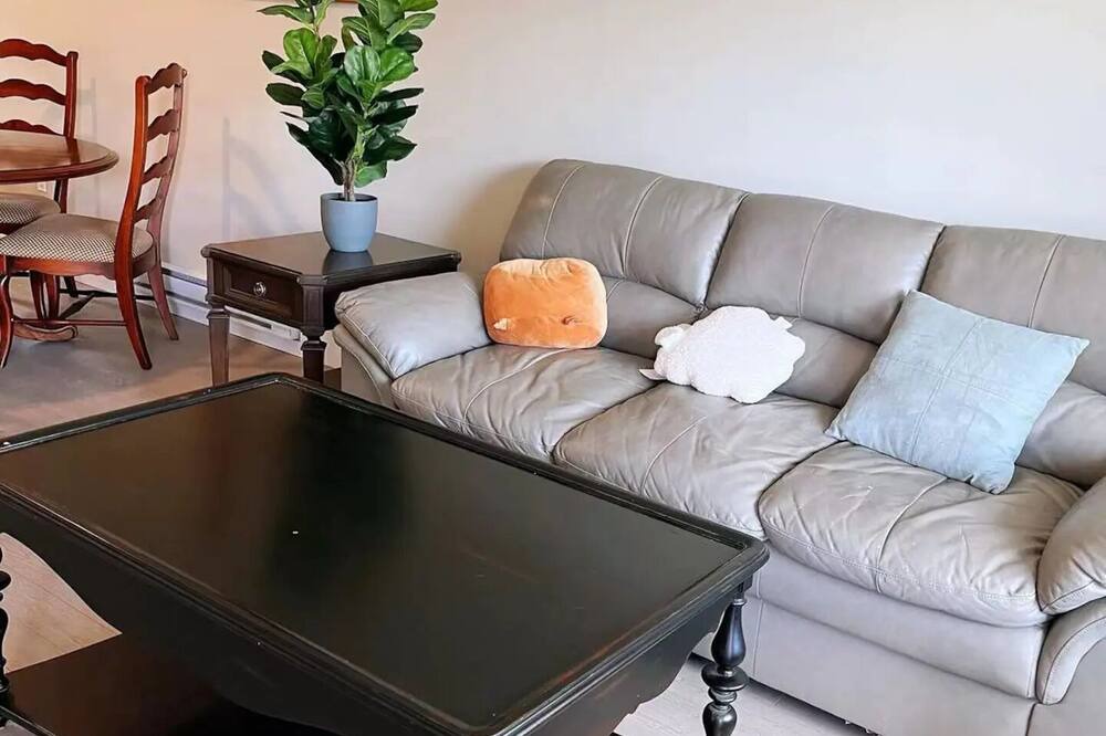 Photo of Livingroom in Duncan