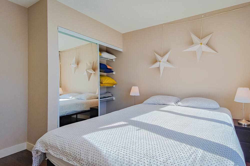 Photo of Bedroom in Crosstown