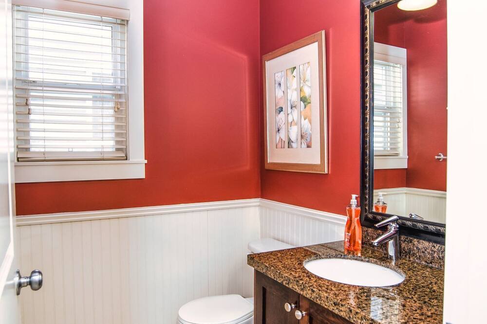 Photo of Bathroom in Langley
