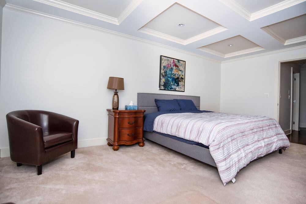 Photo of Bedroom in Langley