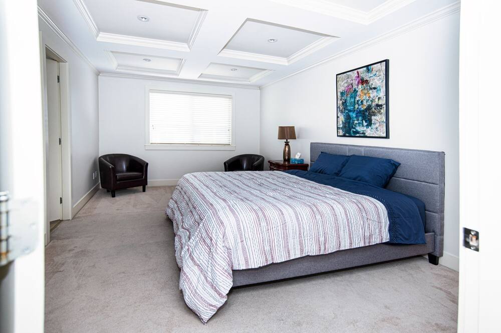Photo of Bedroom in Langley