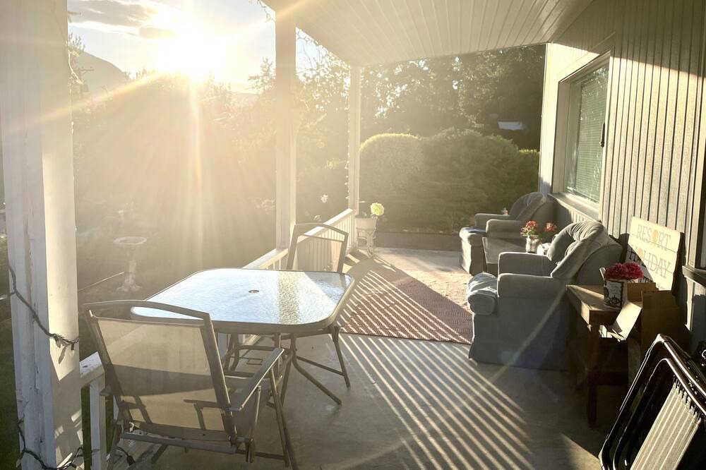 Photo of Patio Balcony in Tappen