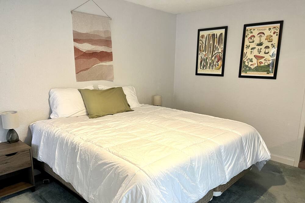Photo of Bedroom in Tappen