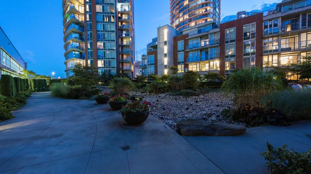 Photo of Patio Balcony in Crosstown