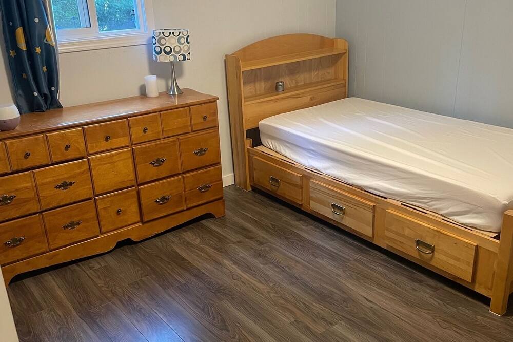 Photo of Bedroom in Halfmoon Bay