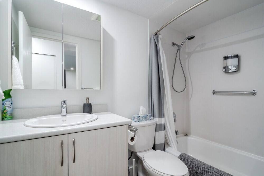 Photo of Bathroom in Clearbrook