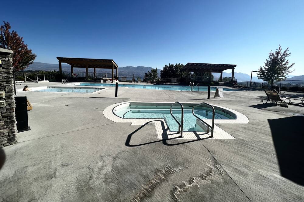 Photo of Outdoor in Westbank