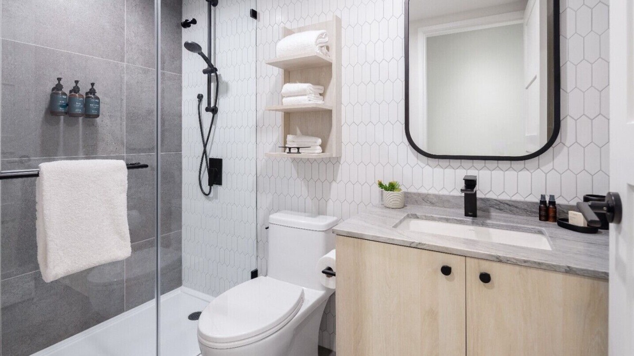 Photo of Bathroom in Steveston