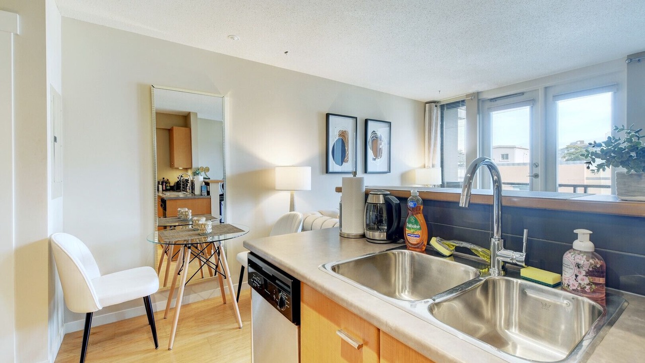 Photo of Kitchen in Downtown Victoria