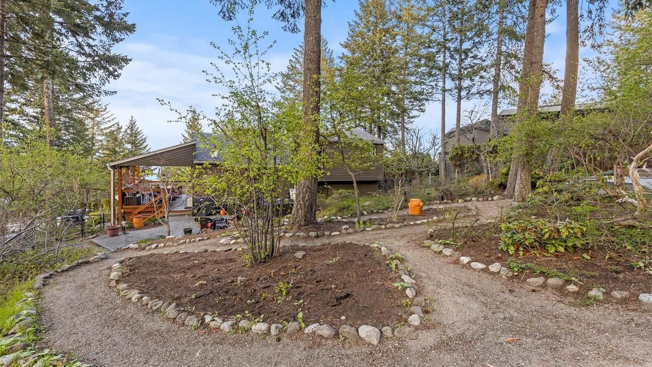 Photo of Outdoor in West Kelowna Estates