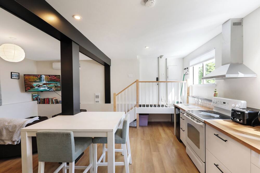 Photo of Kitchen in Courtenay
