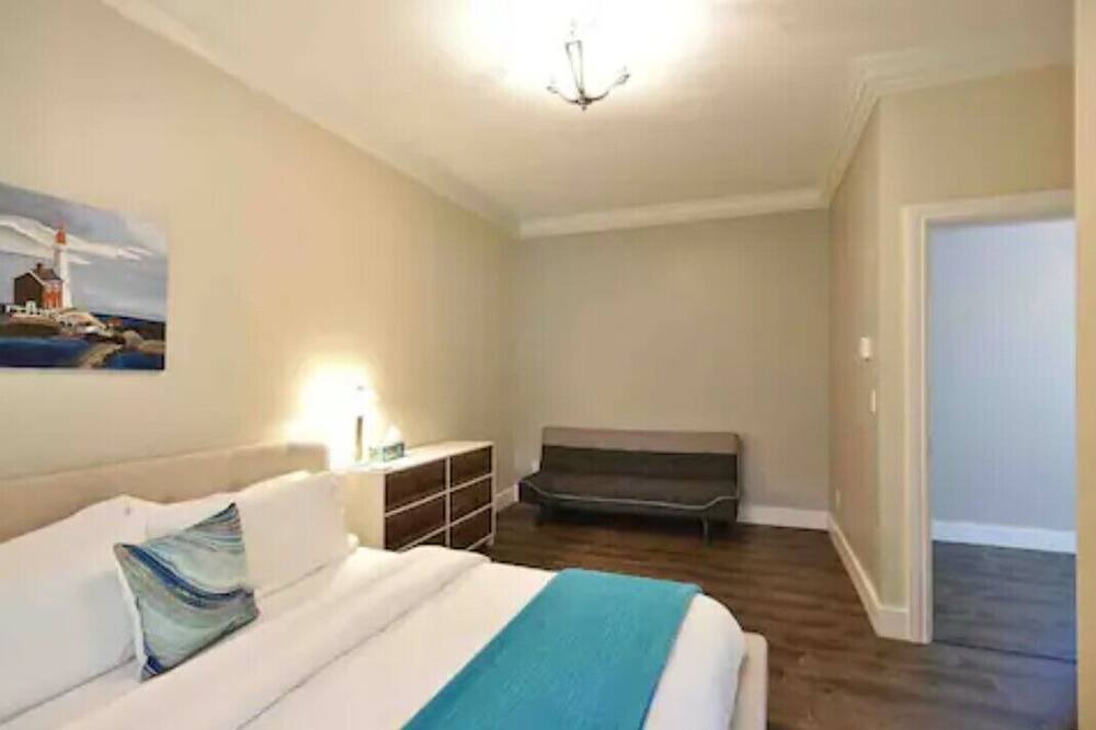 Photo of Bedroom in Sechelt